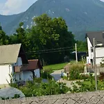 Smještaj na farmi Pr'jernejc Agroturism Lesce (Upper Carniola)