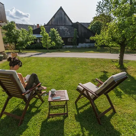 Κατάλυμα σε φάρμα Pr'jernejc Agroturism