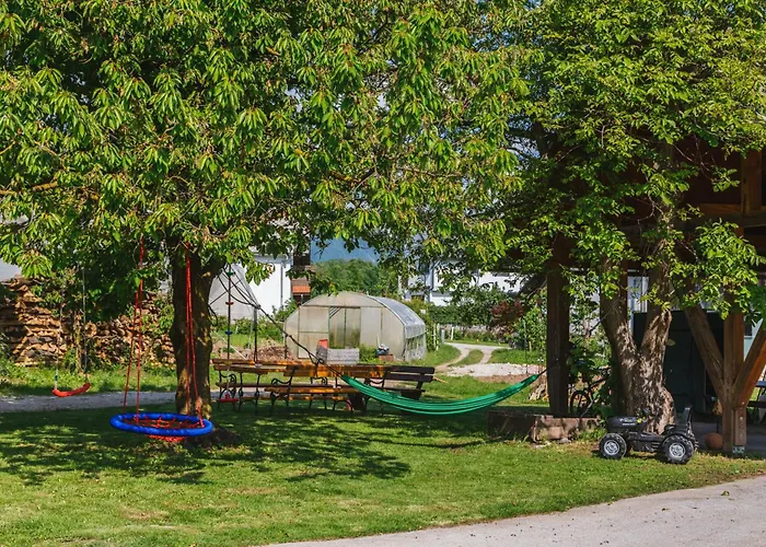 Pr'jernejc Agroturism مزرعة للإقامة *