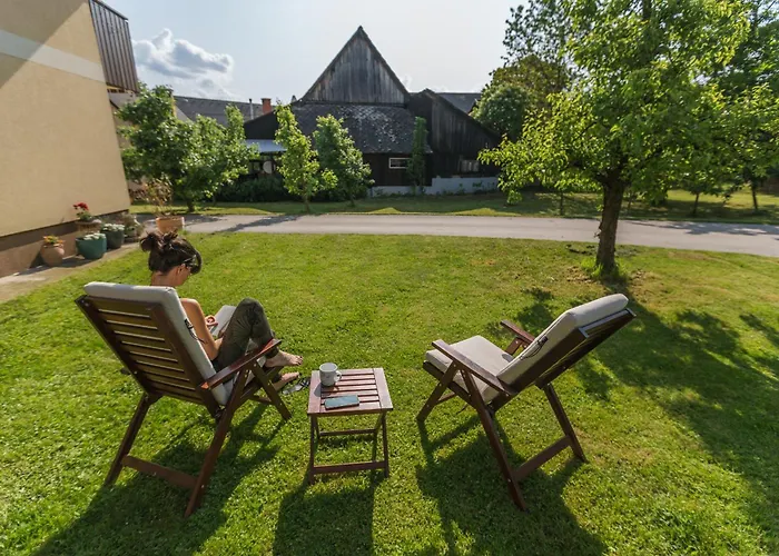 مزرعة للإقامة Pr'jernejc Agroturism