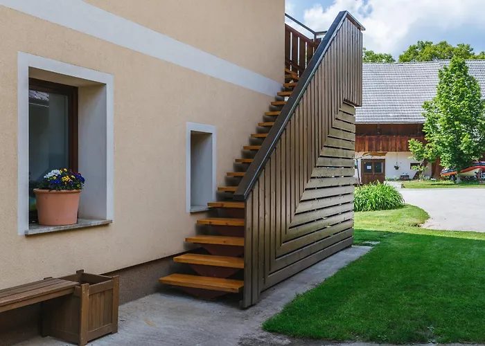 Pr'jernejc Agroturism مزرعة للإقامة *