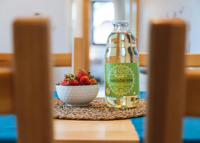 مزرعة للإقامة Pr'jernejc Agroturism