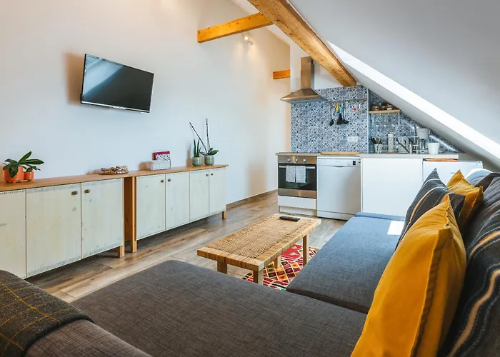 Pr'jernejc Agroturism مزرعة للإقامة ليسْتْسي